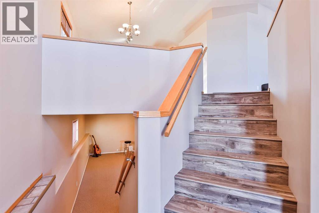 175 Cowichan Court W, Lethbridge, Alberta  T1K 7T7 - Photo 6 - A2267174