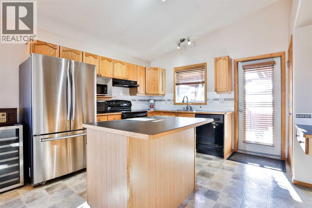 175 Cowichan Court W, Lethbridge, Alberta  T1K 7T7 - Photo 12 - A2267174