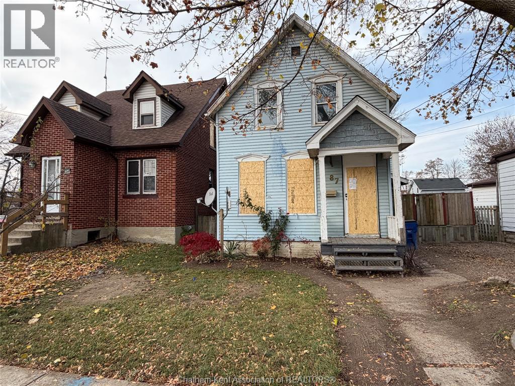 87 Gray Street, Chatham, Ontario  N7M 1T1 - Photo 2 - 25029483