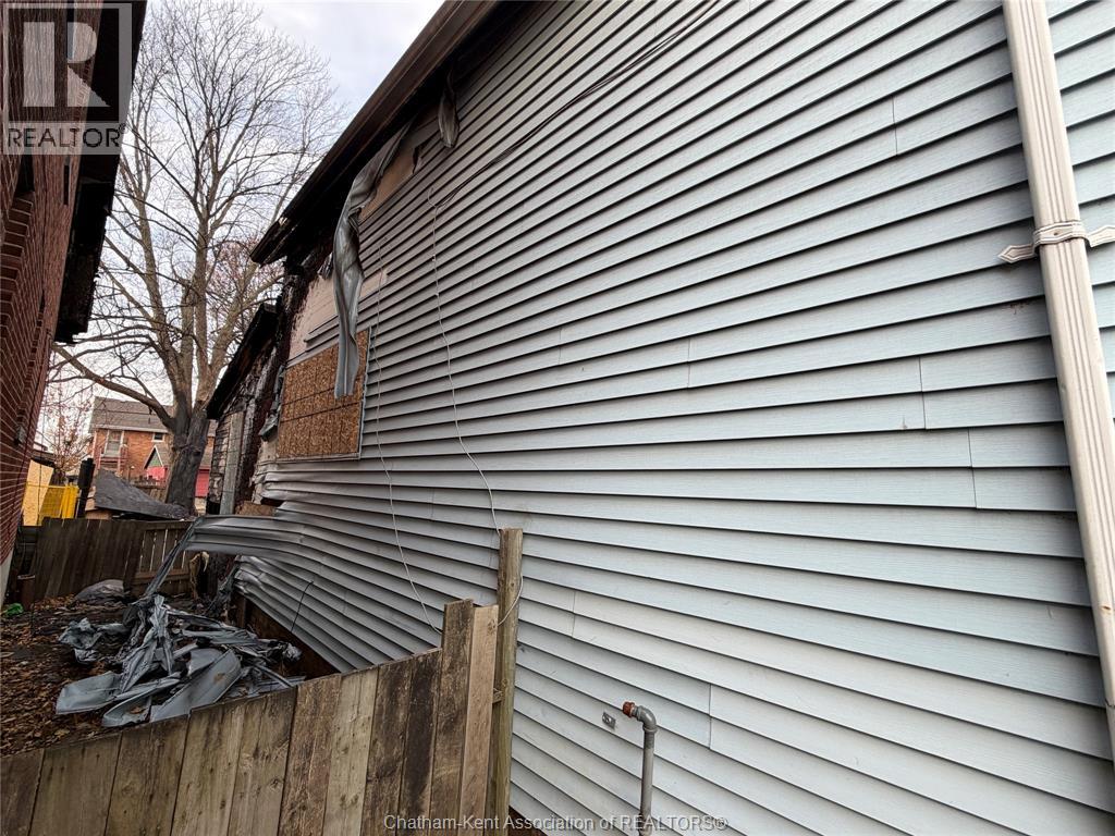 87 Gray Street, Chatham, Ontario  N7M 1T1 - Photo 8 - 25029483