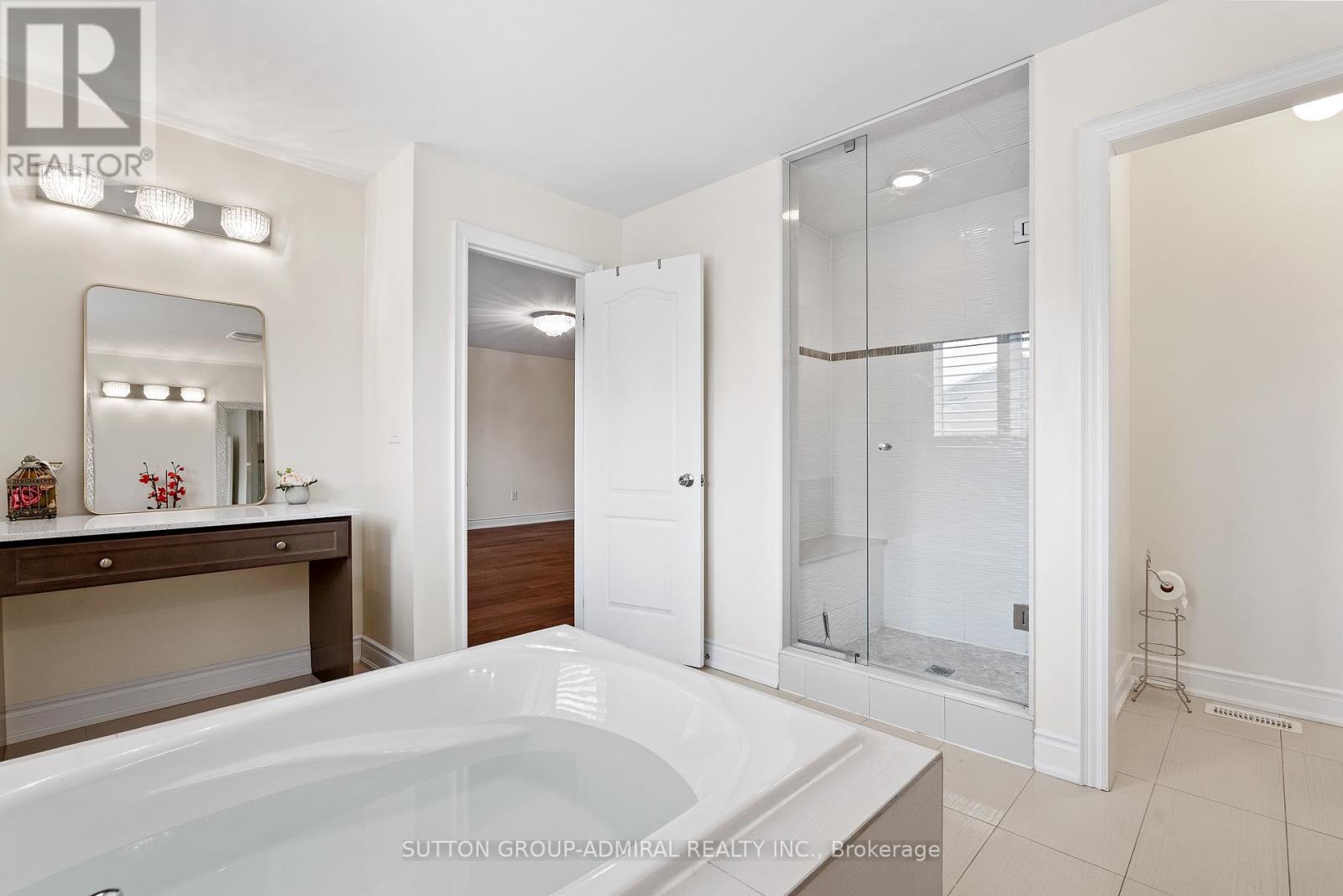 943 Line 9 Road, Niagara-On-The-Lake, Ontario  L0S 1J1 - Photo 14 - X12572630