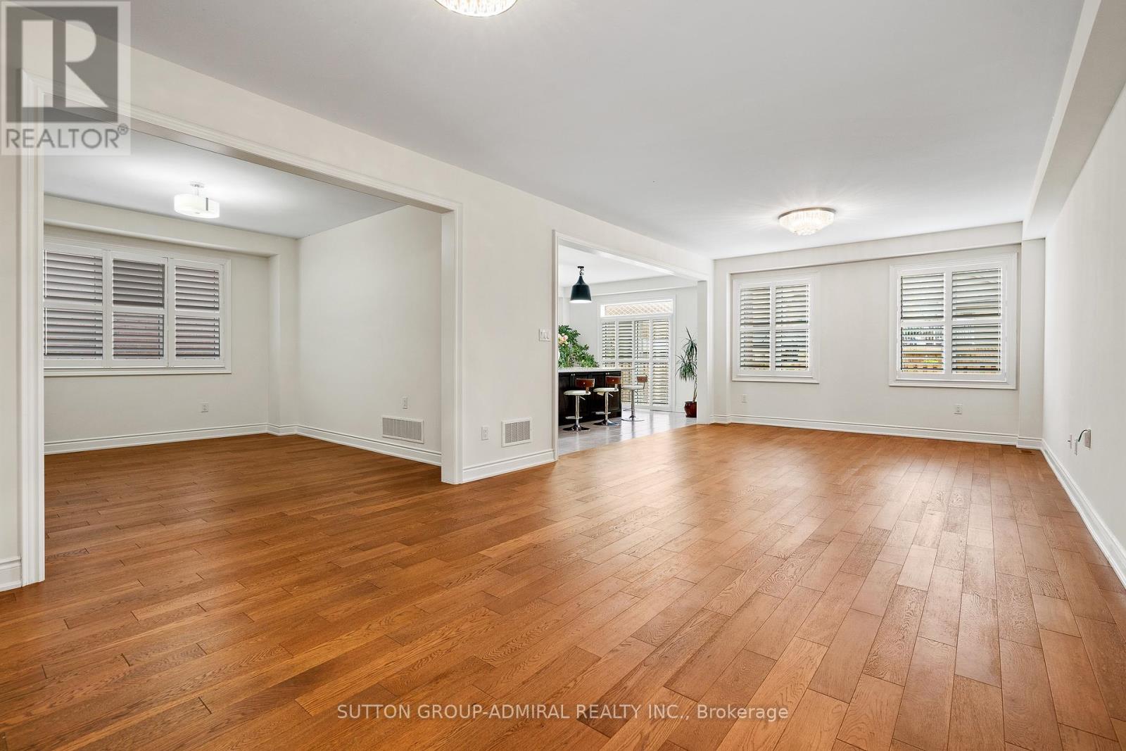 943 Line 9 Road, Niagara-On-The-Lake, Ontario  L0S 1J1 - Photo 6 - X12572630