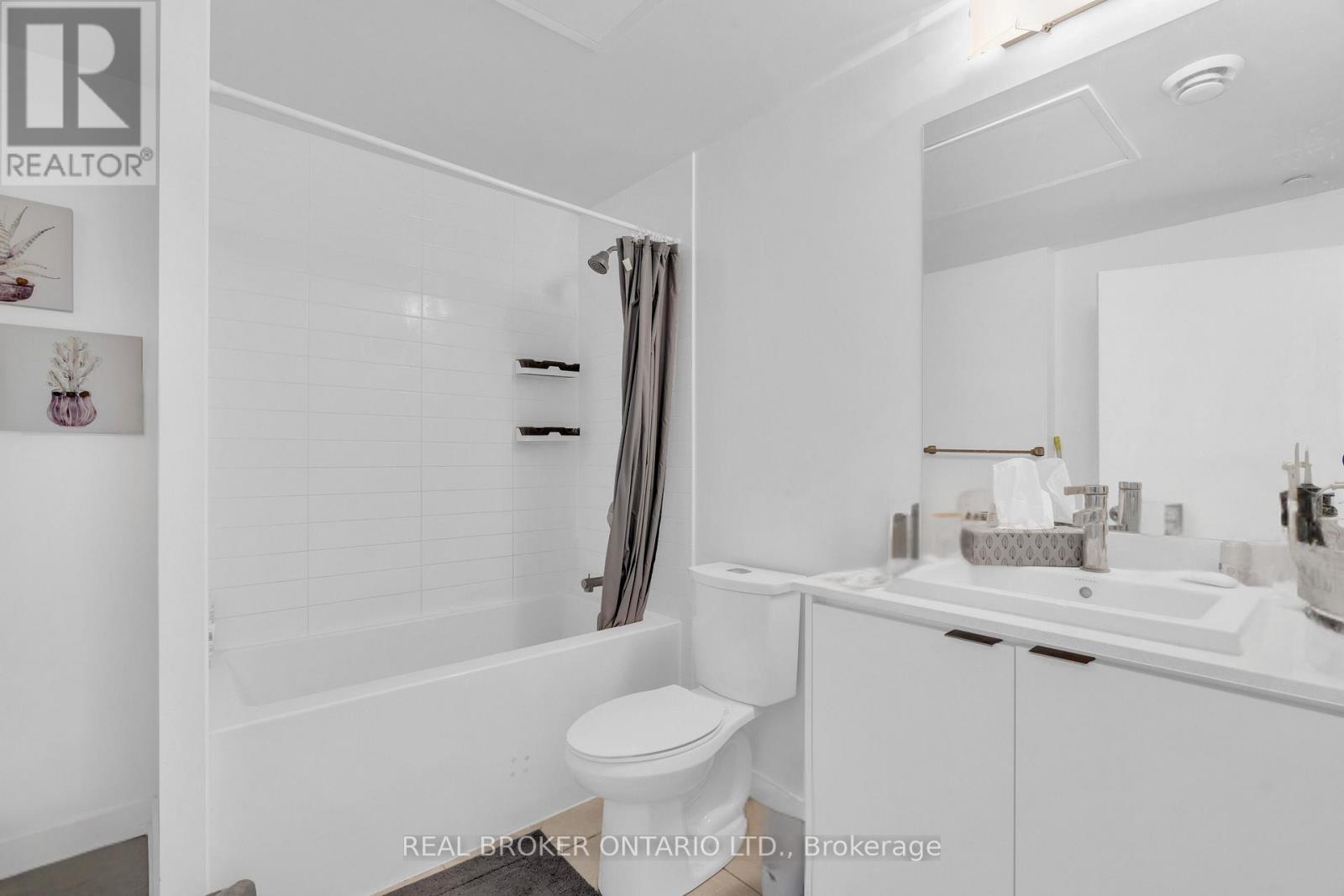 1210 - 55 Duke Street W, Kitchener, Ontario  N2H 0C9 - Photo 7 - X12572690