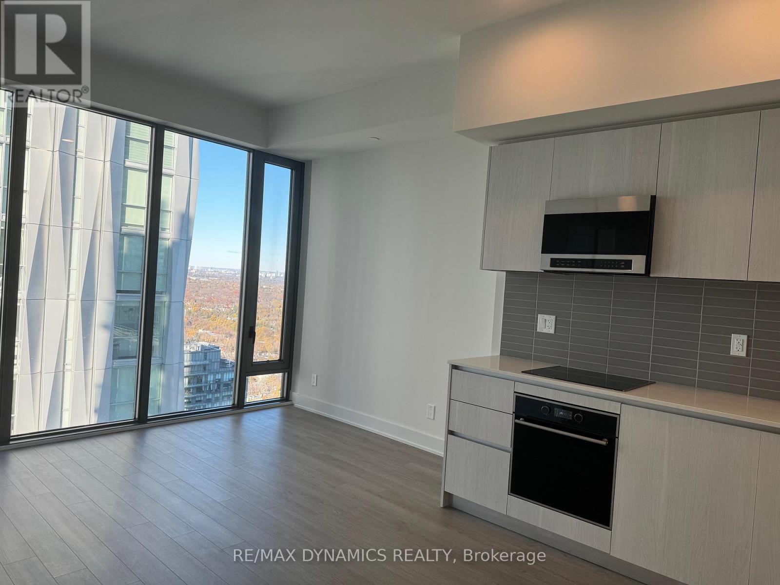 4808 - 8 Cumberland Street, Toronto, Ontario  M4W 0B6 - Photo 7 - C12572706