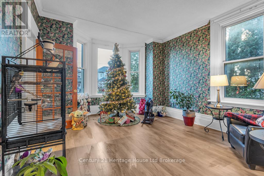 160 Victoria Street, Ingersoll, Ontario  N5C 2N1 - Photo 11 - X12572734