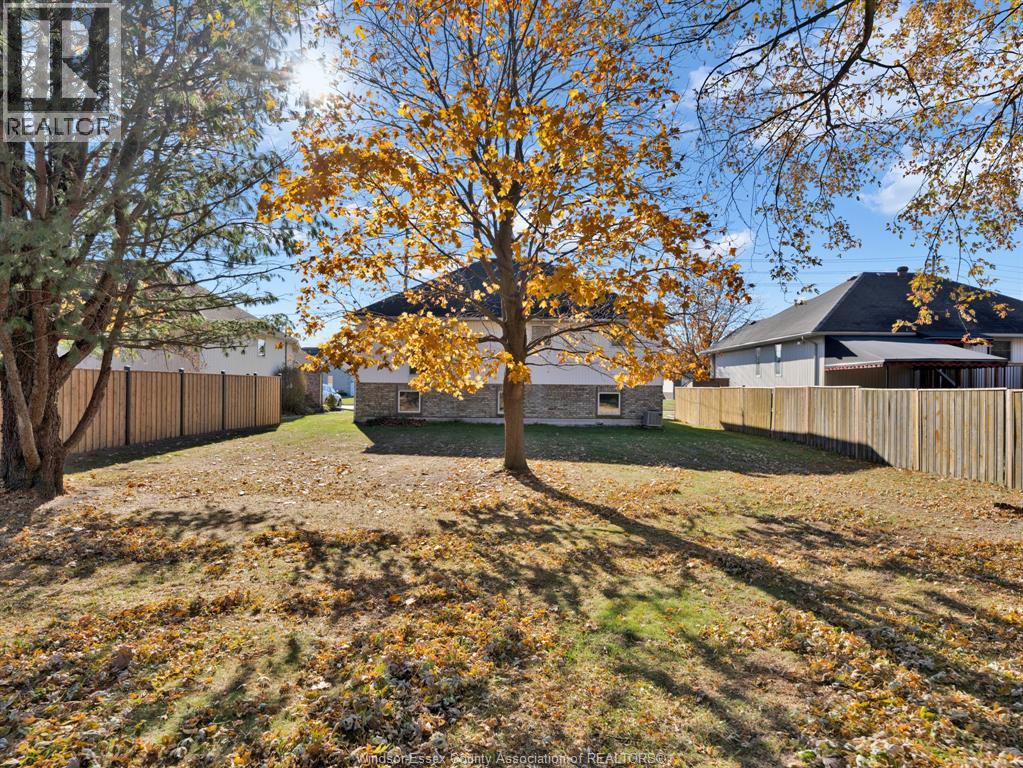 2320 Lambton, Windsor, Ontario N9E 4E4 - Photo 26 - 25029467