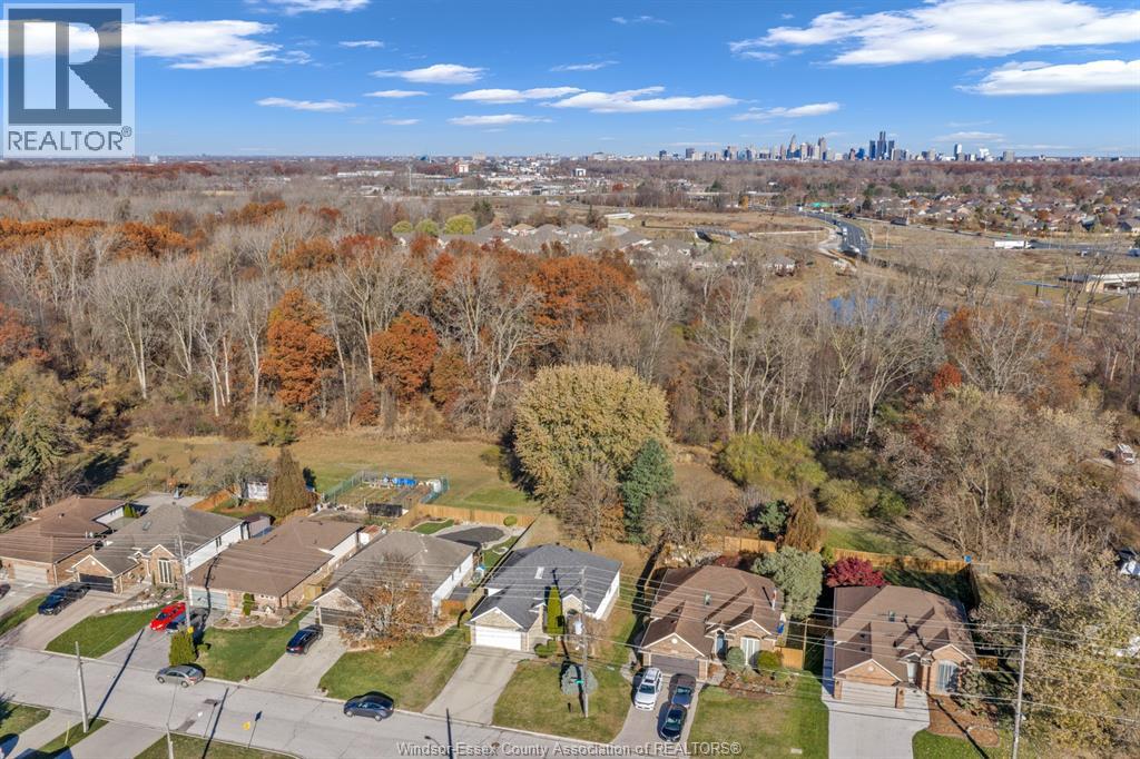 2320 Lambton, Windsor, Ontario N9E 4E4 - Photo 8 - 25029467