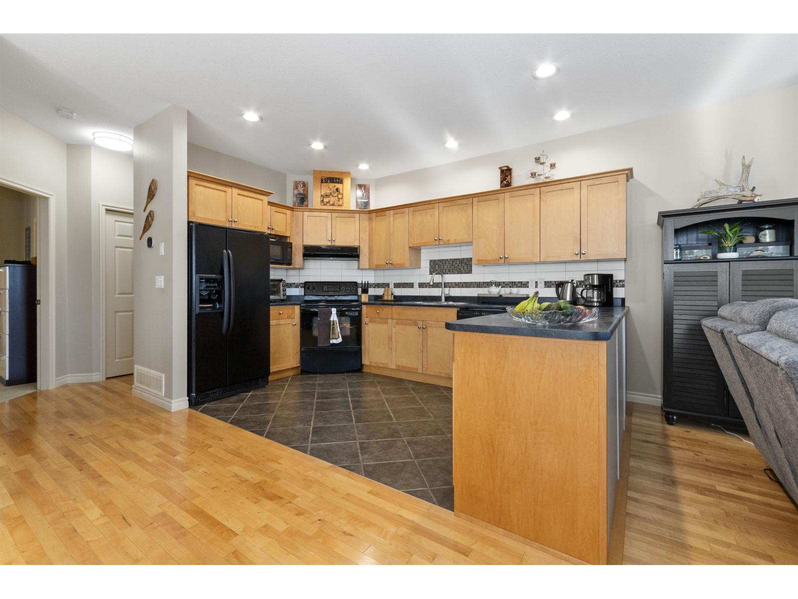 76 8590 Sunrise Drive, Chilliwack Mountain, Chilliwack, British Columbia  V2R 3Z4 - Photo 10 - R3069627