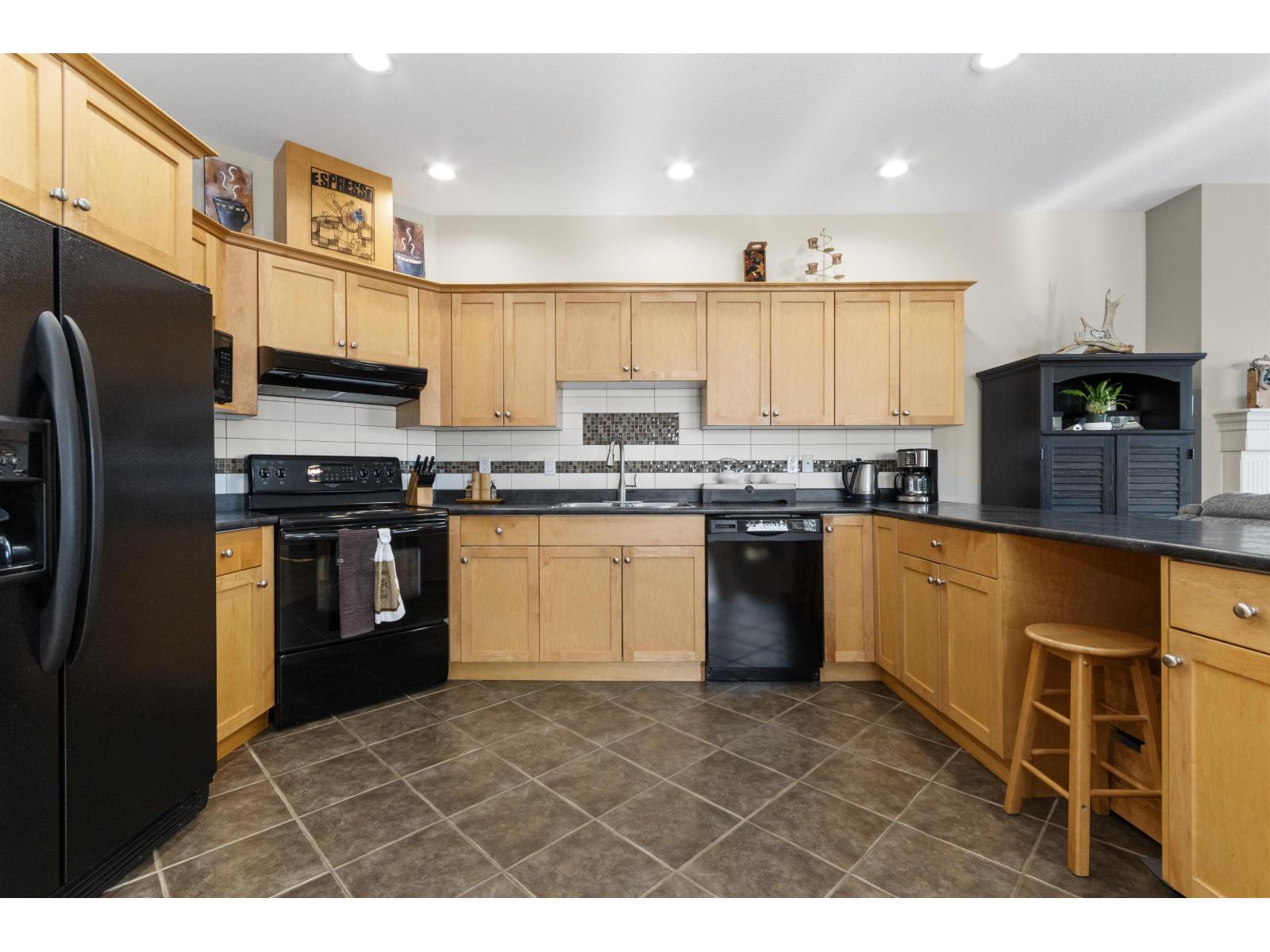 76 8590 Sunrise Drive, Chilliwack Mountain, Chilliwack, British Columbia  V2R 3Z4 - Photo 11 - R3069627