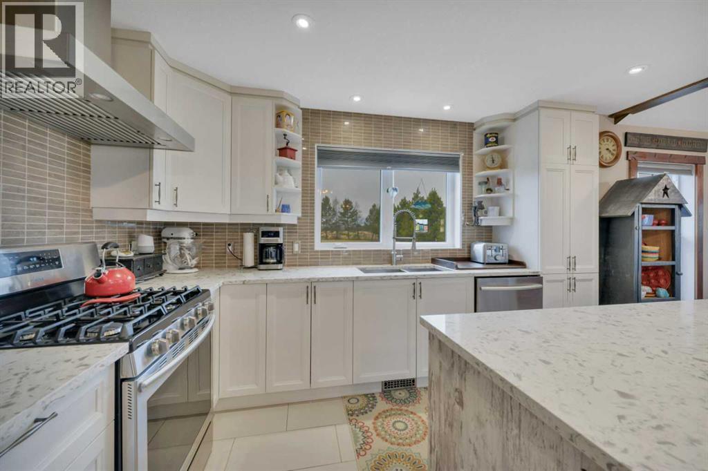 6118 Evergreen Close, Rimbey, Alberta  T0C 0J0 - Photo 7 - A2270050