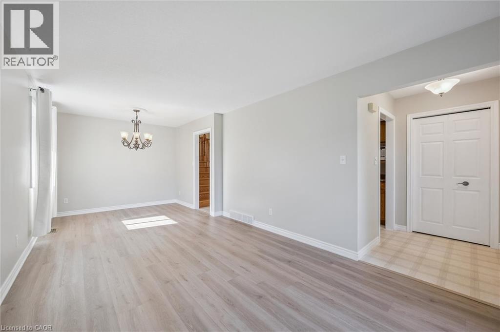 359 Westvale Drive, Waterloo, Ontario  N2T 2M6 - Photo 7 - 40776993