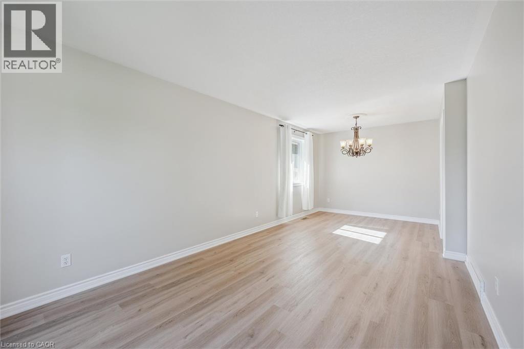 359 Westvale Drive, Waterloo, Ontario  N2T 2M6 - Photo 3 - 40776993