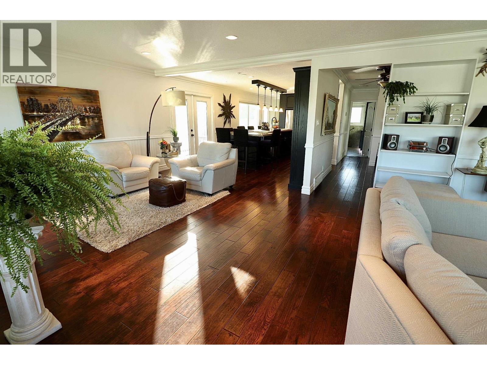 339 N Moffat Street, Prince George, British Columbia  V2M 3G6 - Photo 5 - R3069403