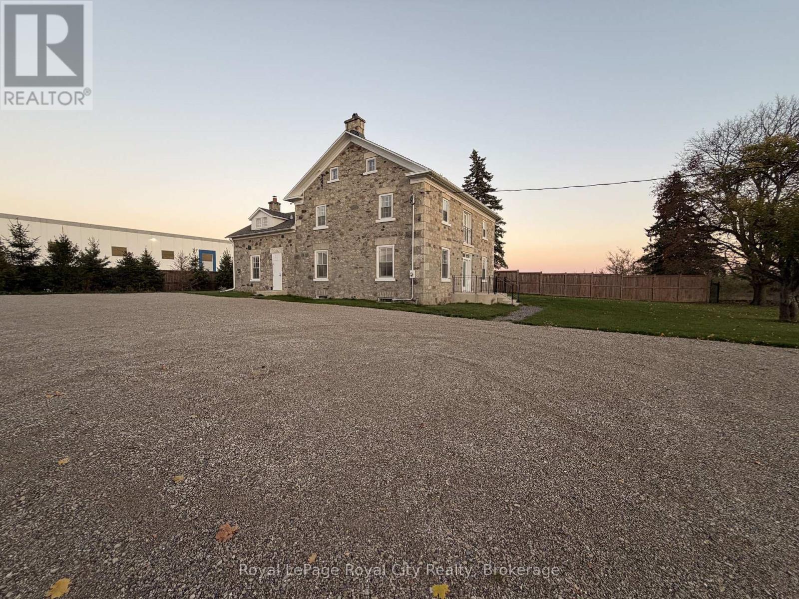 264 Crawley Road, Guelph, Ontario  N1L 1G5 - Photo 3 - X12572860