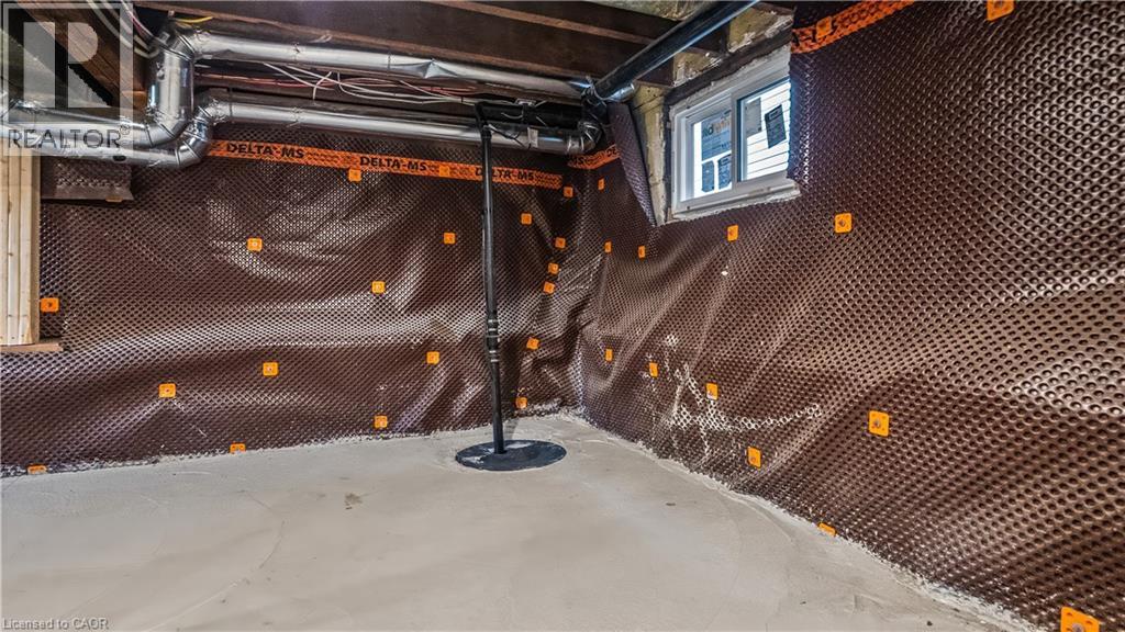 491 Upper Wentworth Street, Hamilton, Ontario  L9A 4T8 - Photo 22 - 40789109