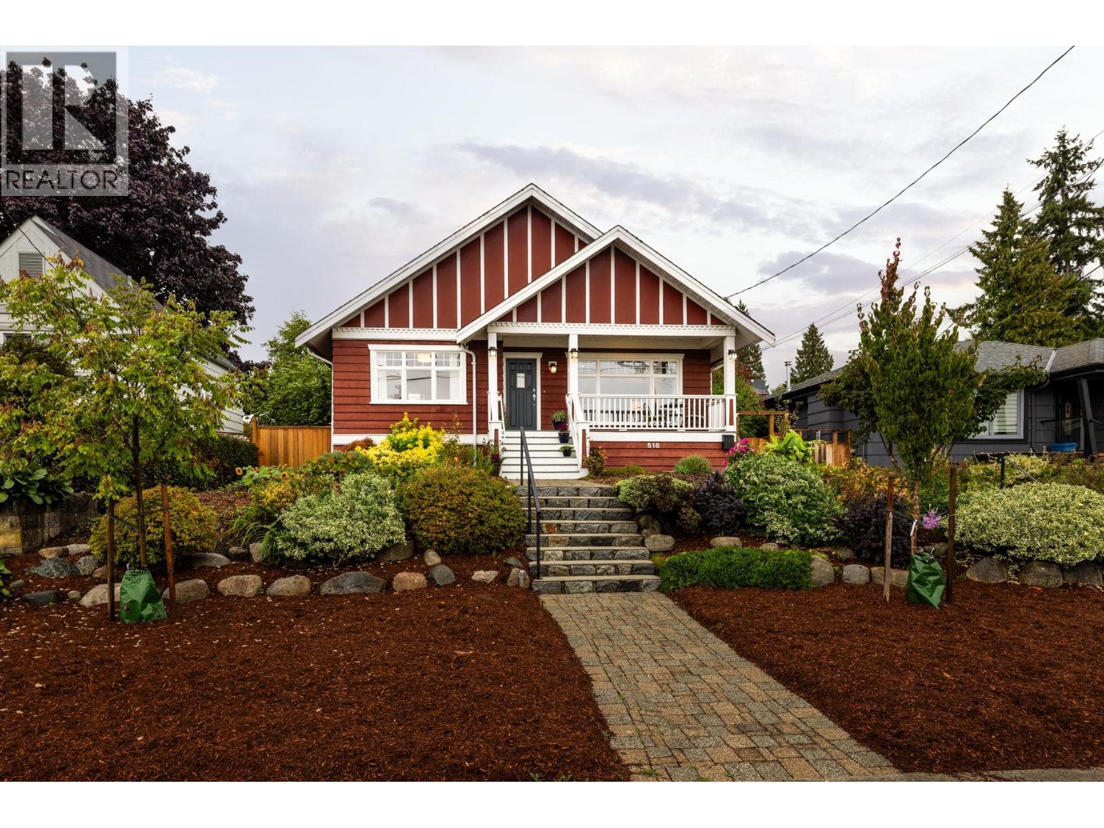 518 E 7TH STREET, North Vancouver, British Columbia