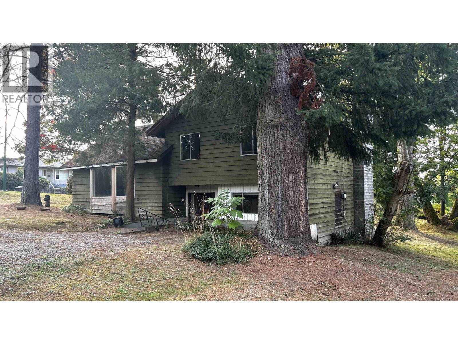 7492 Broadway, Burnaby, British Columbia  V5A 1S4 - Photo 10 - R3054159