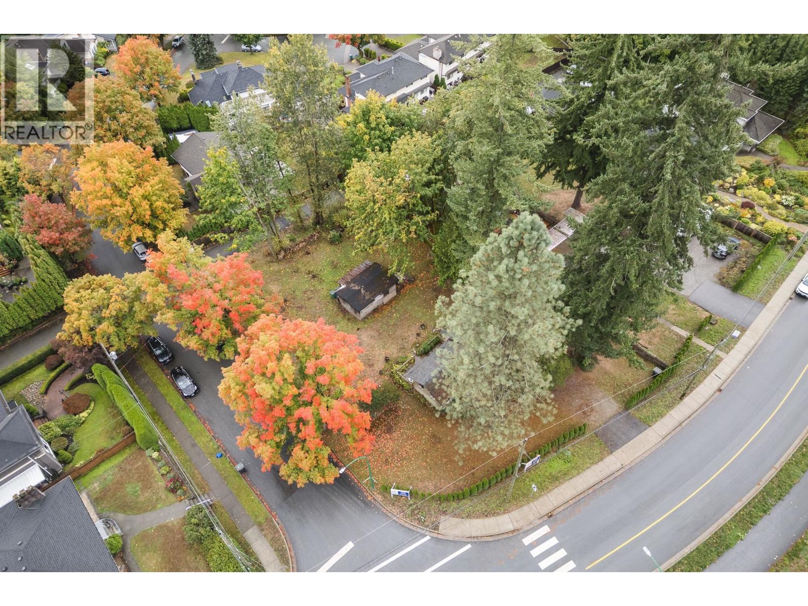 7492 Broadway, Burnaby, British Columbia  V5A 1S4 - Photo 22 - R3054159