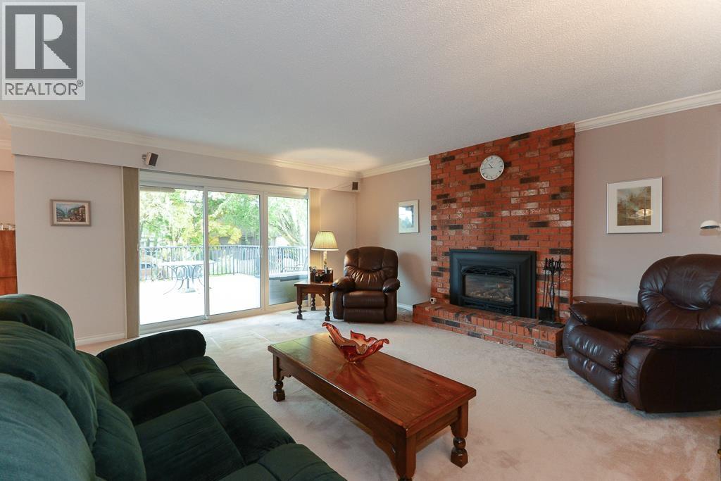 6720 Goldsmith Drive, Richmond, British Columbia V7E 4G5 - Photo 5 - R3068578