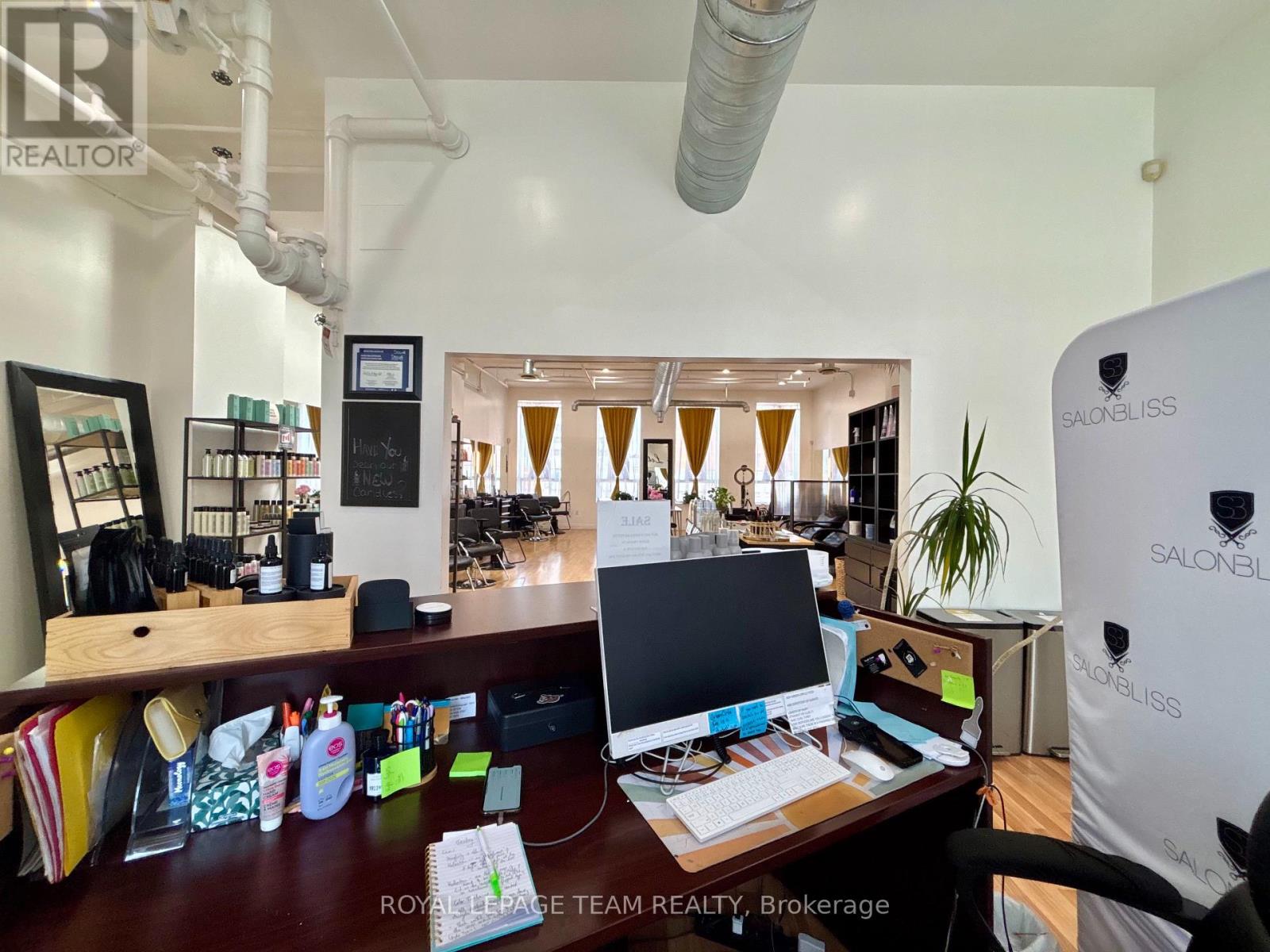 301 Bank Street, Ottawa, Ontario  K2P 1X7 - Photo 7 - X12459971