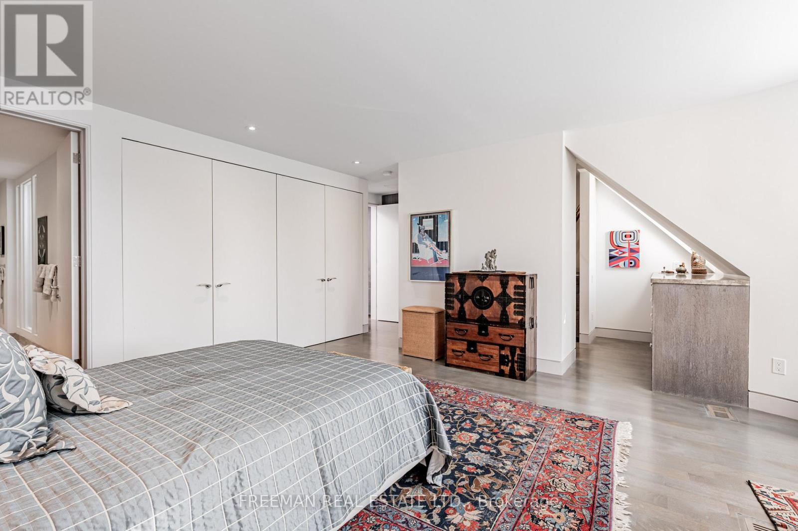 Upper - 21 Howland Avenue, Toronto, Ontario  M5R 3B2 - Photo 23 - C12572728