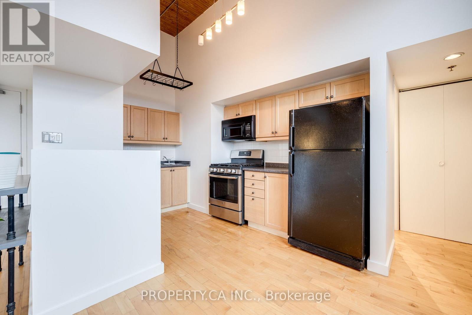 403 - 426 Queen Street E, Toronto, Ontario  M5A 1T4 - Photo 3 - C12572784
