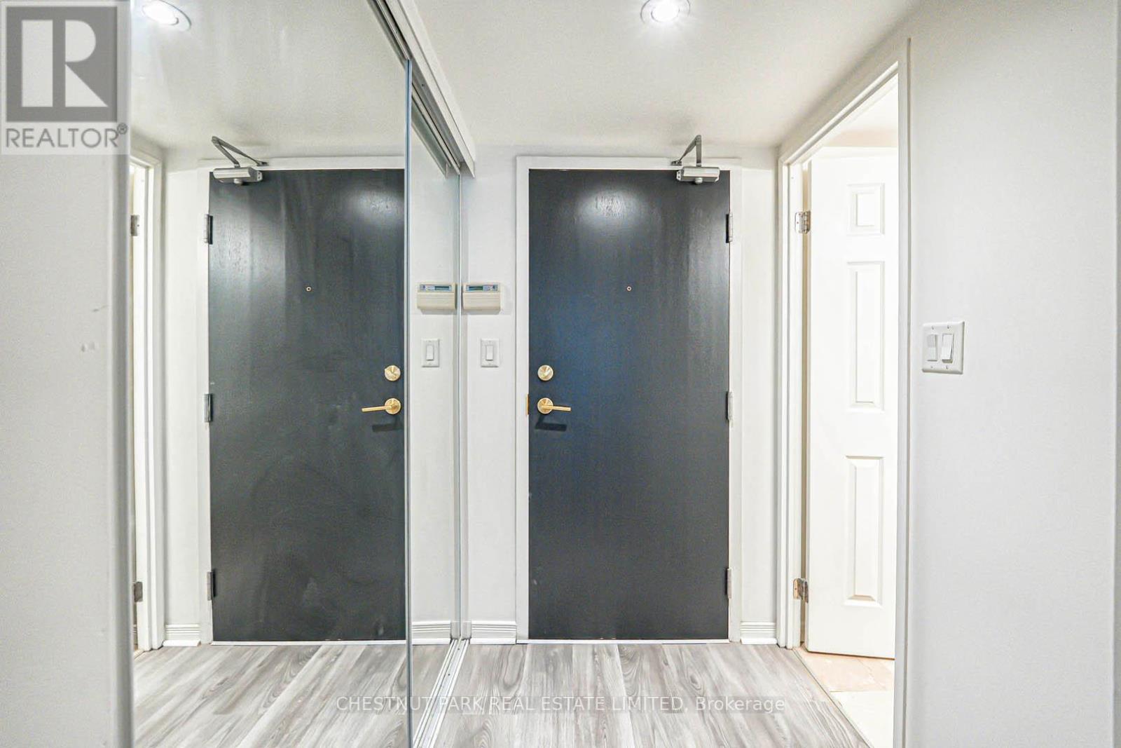 318 - 230 King Street E, Toronto, Ontario  M5A 1K5 - Photo 5 - C12572814