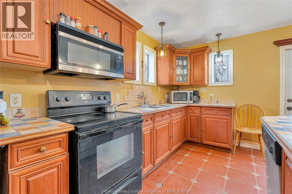 309 South Middle Road, Lakeshore, Ontario N0R 1K0 - Photo 8 - 25029319