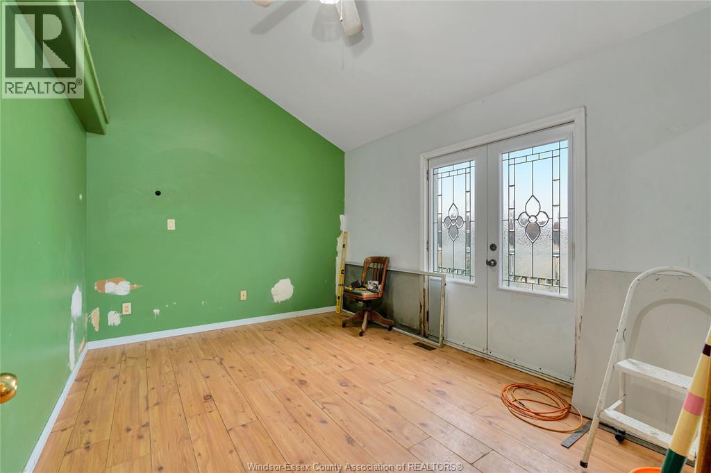 309 South Middle Road, Lakeshore, Ontario N0R 1K0 - Photo 16 - 25029319