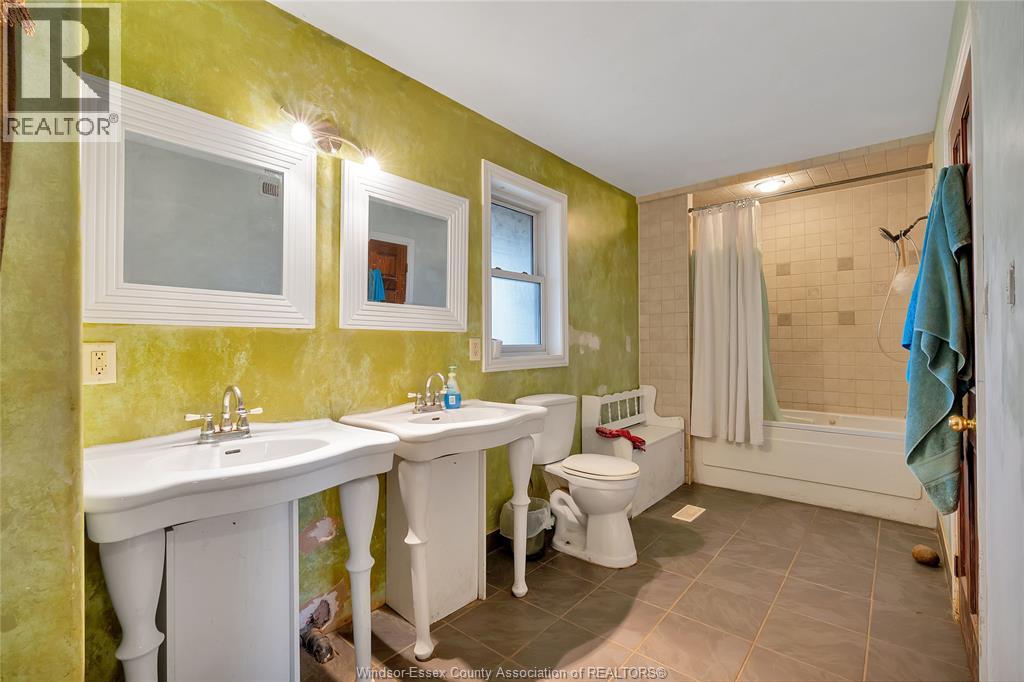 309 South Middle Road, Lakeshore, Ontario N0R 1K0 - Photo 19 - 25029319