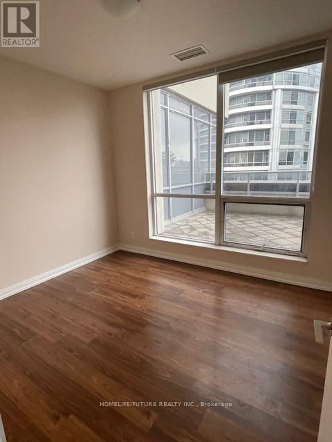 303 - 151 Village Green Square, Toronto, Ontario  M1S 0K5 - Photo 17 - E12572702