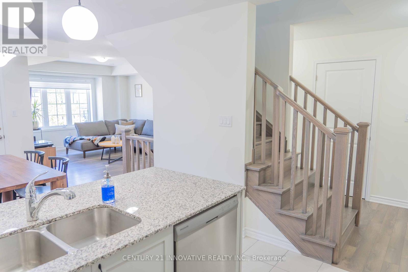 3372 Swordbill Street, Pickering, Ontario  L1X 0N1 - Photo 17 - E12572736