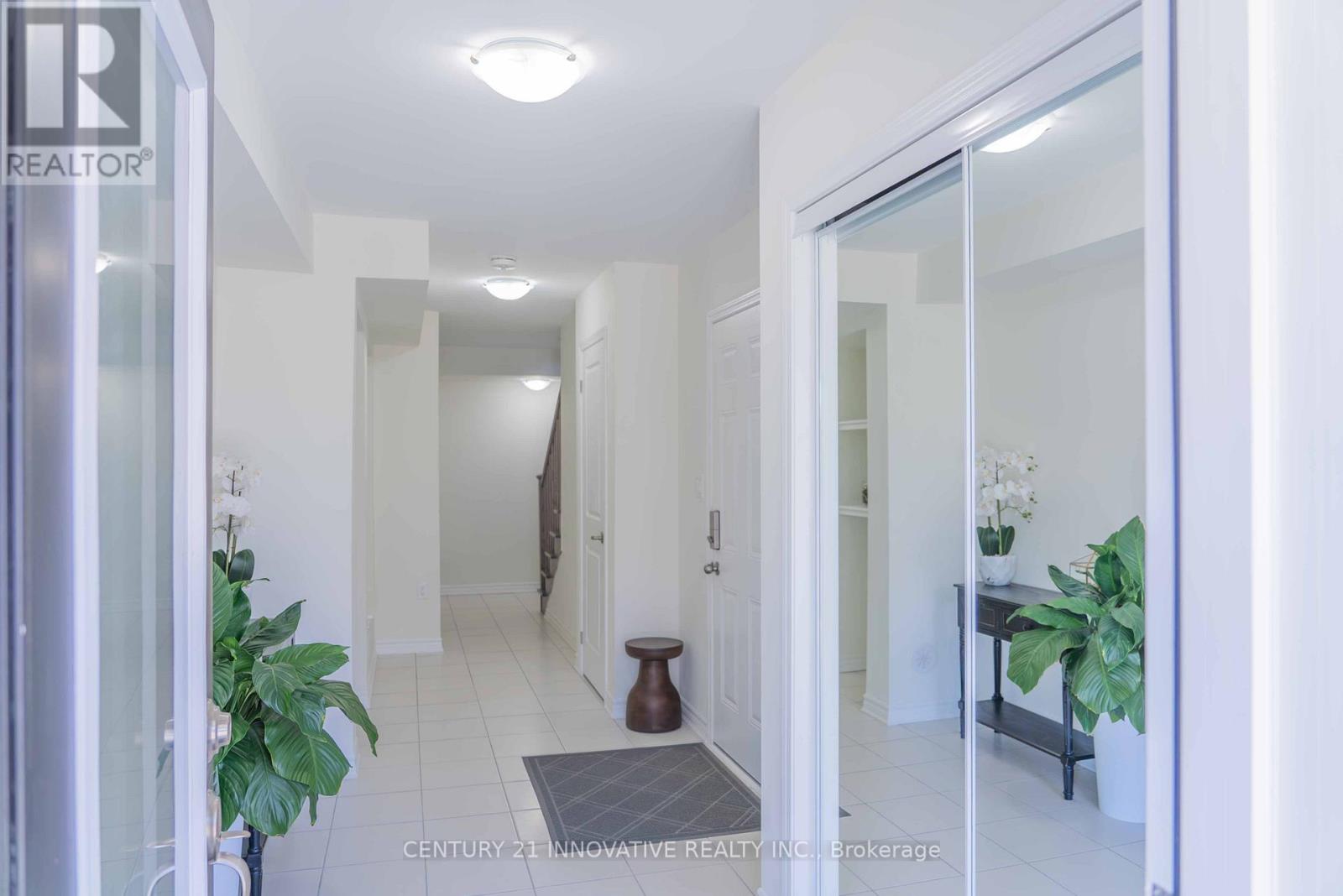 3372 Swordbill Street, Pickering, Ontario  L1X 0N1 - Photo 3 - E12572736