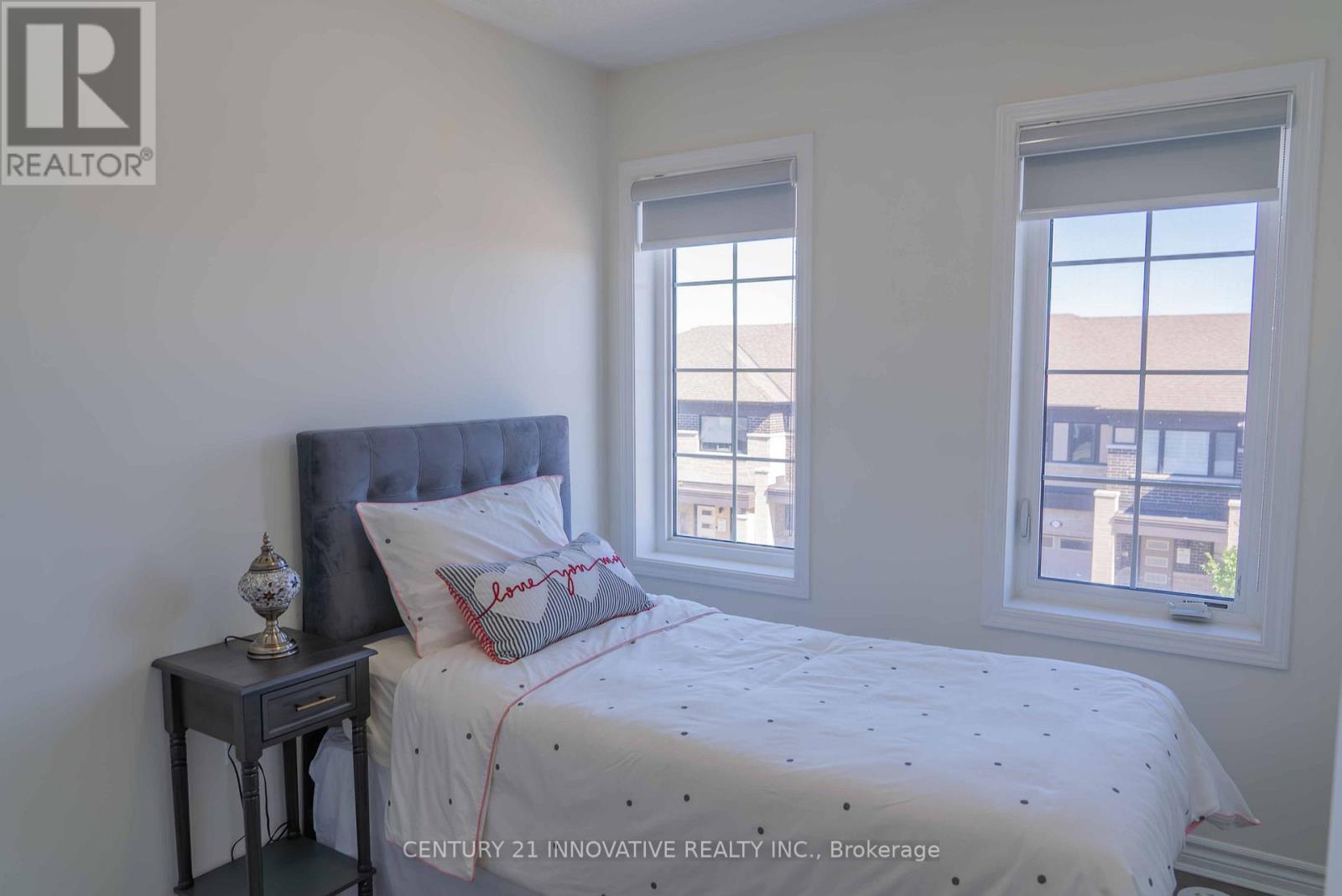 3372 Swordbill Street, Pickering, Ontario  L1X 0N1 - Photo 32 - E12572736