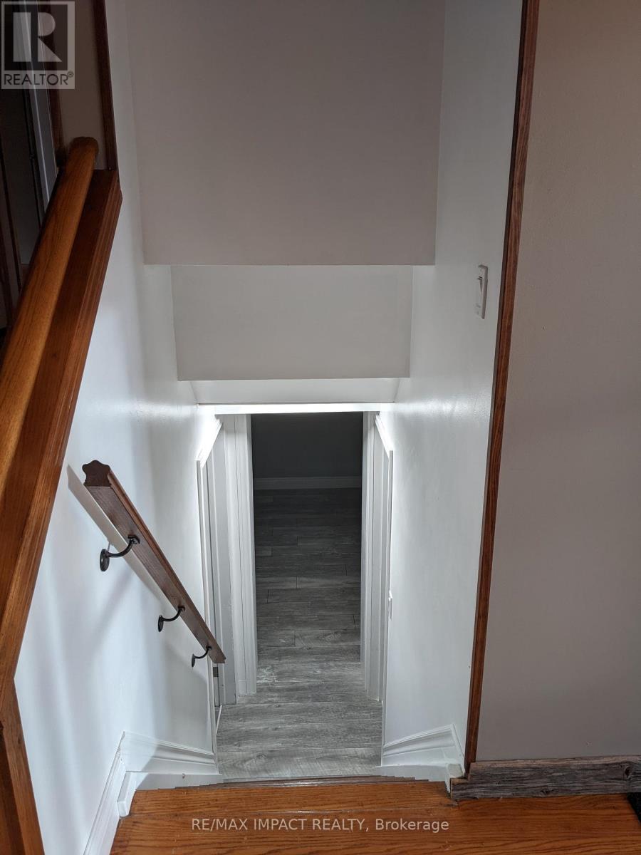 806 Stone Street, Oshawa, Ontario  L1J 1A8 - Photo 11 - E12572760