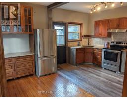 806 STONE STREET, Oshawa, Ontario