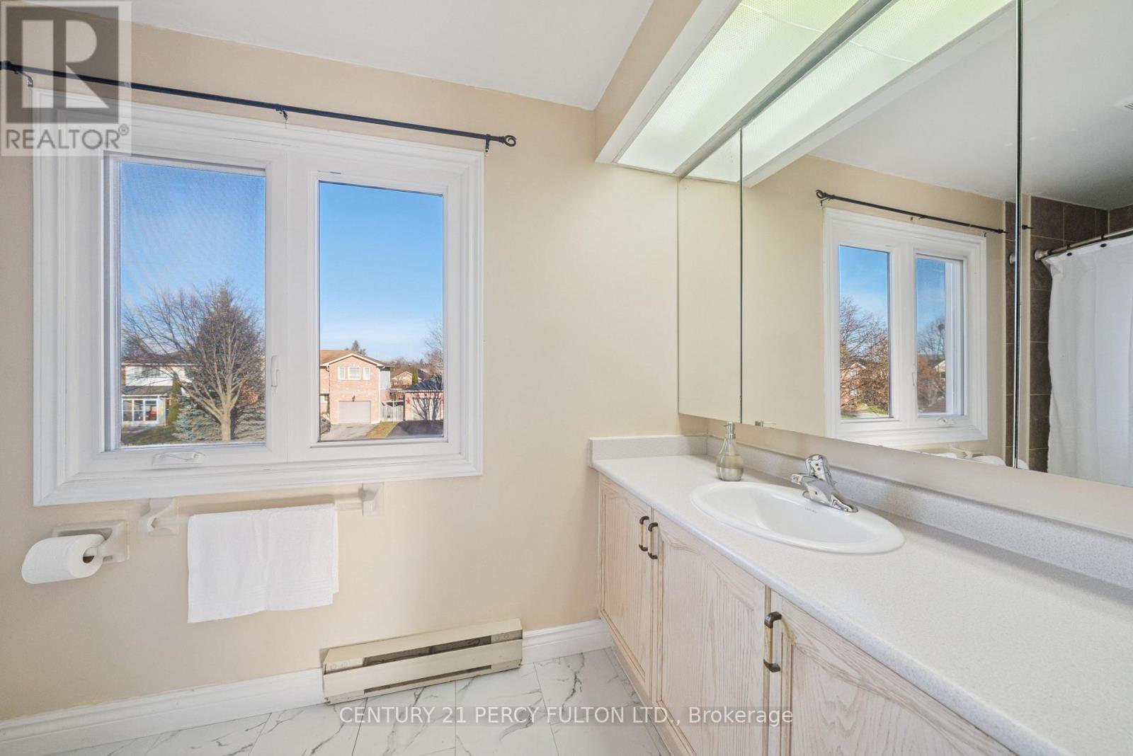 27 Arran Court, Clarington, Ontario  L1E 2E5 - Photo 22 - E12572764