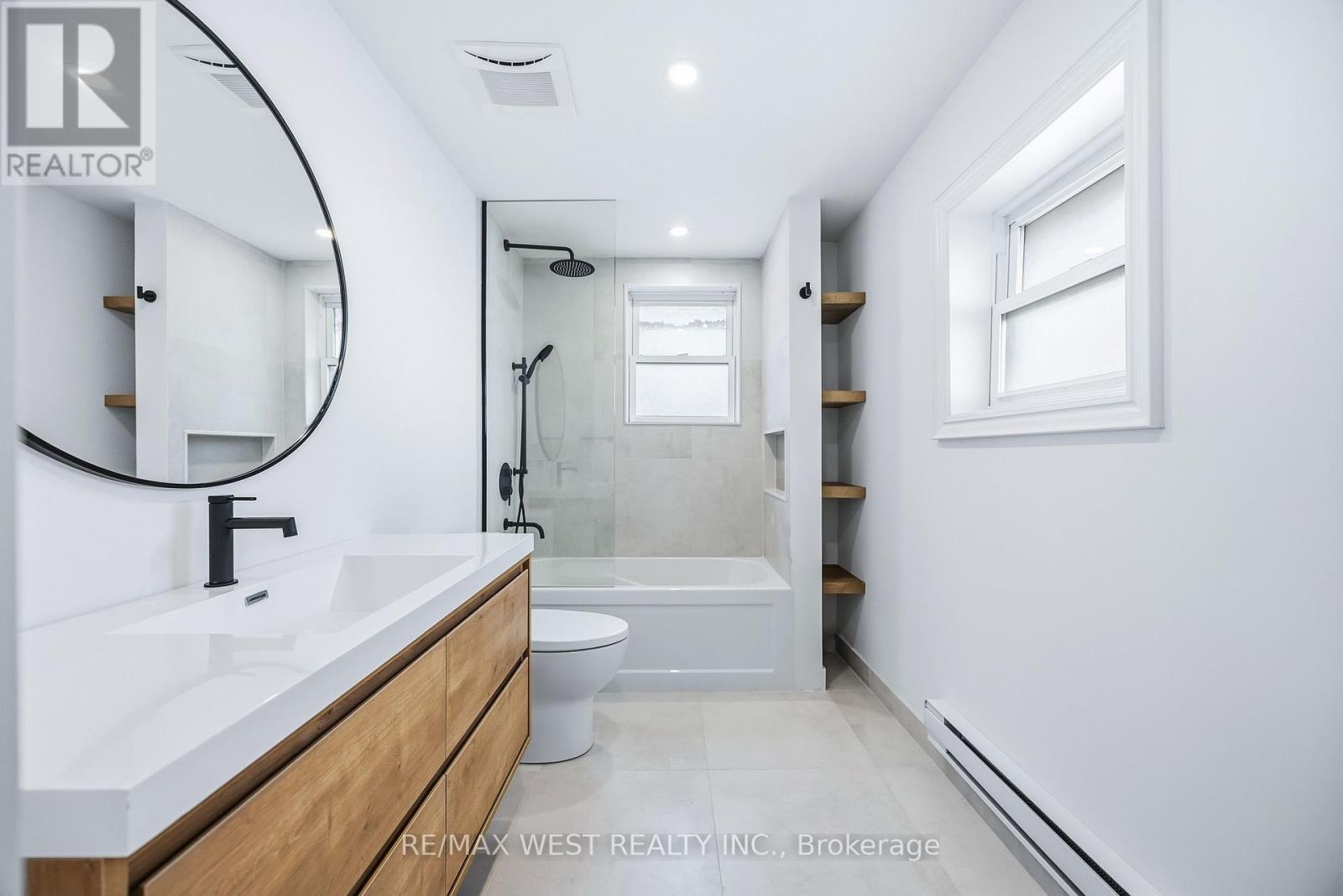 32 Heale Avenue, Toronto, Ontario  M1N 3X7 - Photo 17 - E12572794