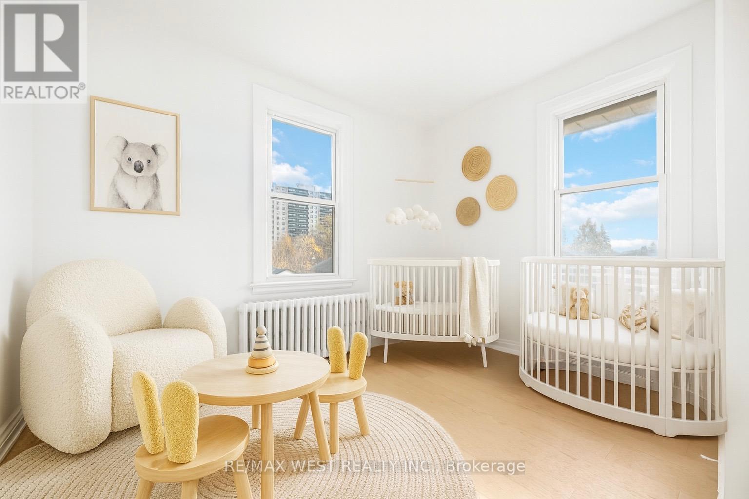 32 Heale Avenue, Toronto, Ontario  M1N 3X7 - Photo 18 - E12572794