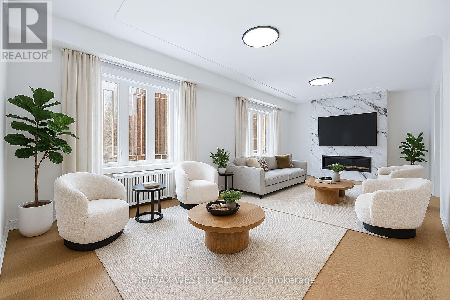 32 Heale Avenue, Toronto, Ontario  M1N 3X7 - Photo 6 - E12572794