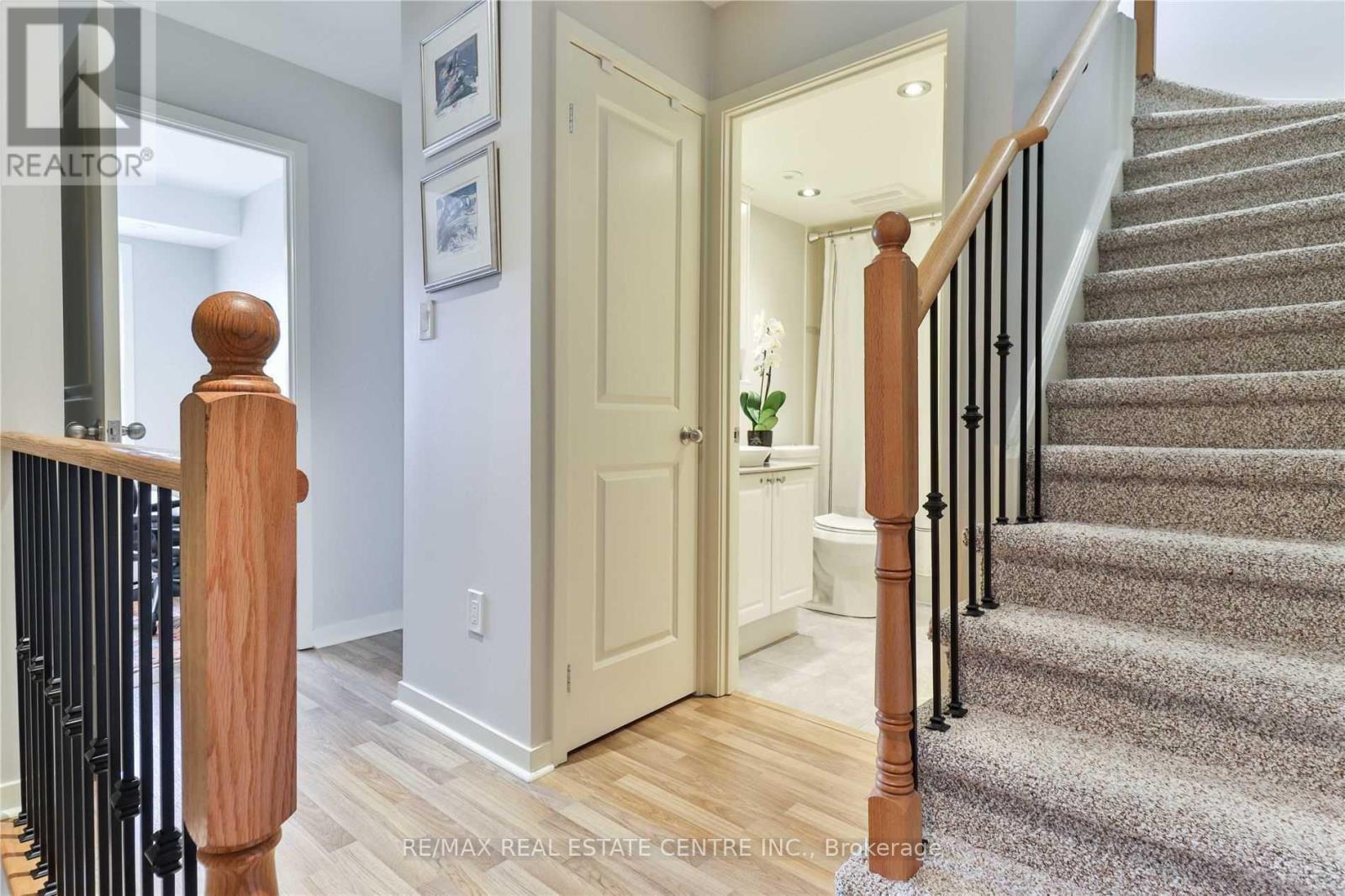 5 - 823 Dundas Road E, Toronto, Ontario  M4M 1P9 - Photo 18 - E12572832