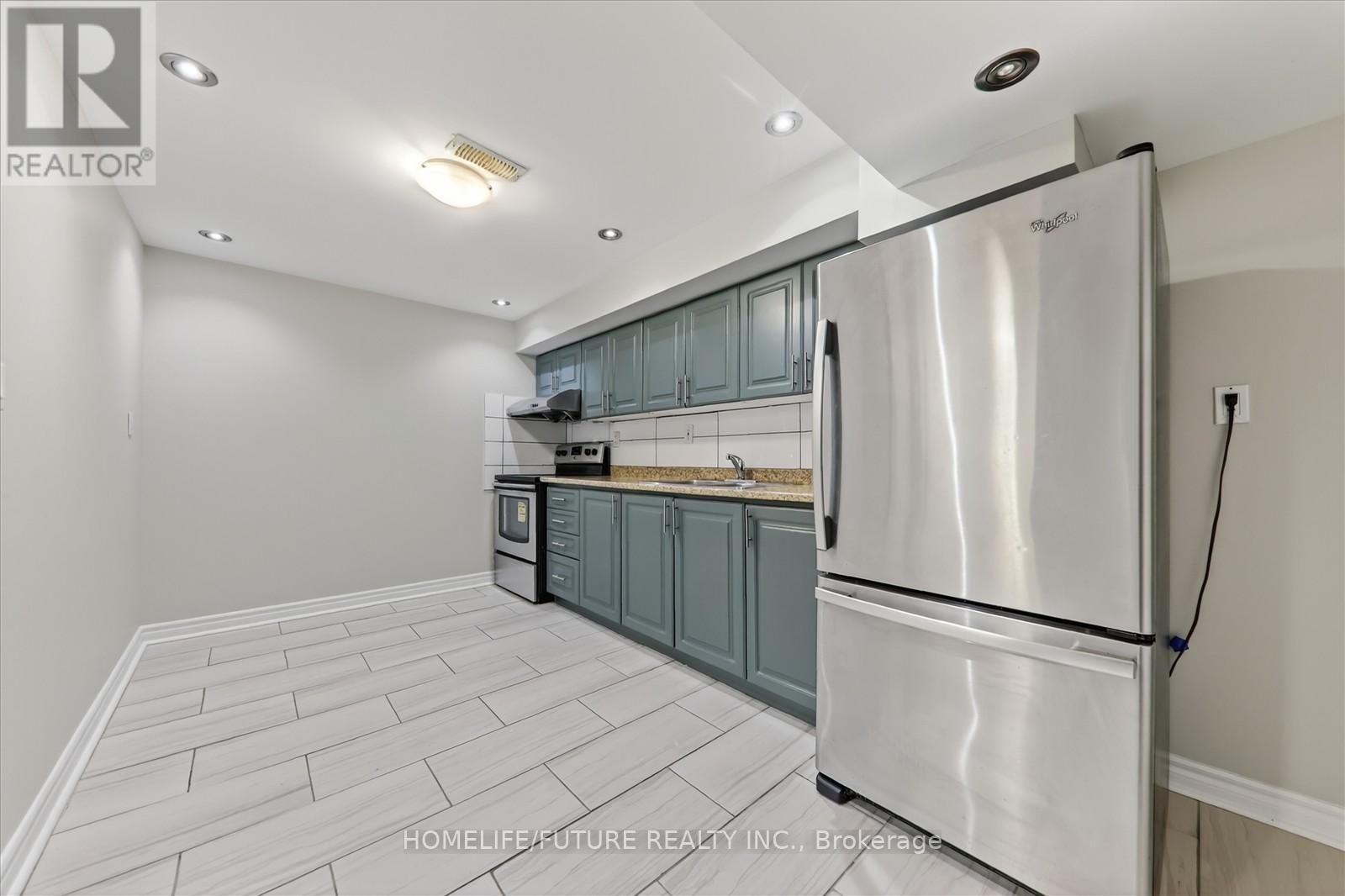 Bsmt - 10 Woolwick Drive, Toronto, Ontario  M1H 2J1 - Photo 10 - E12572842