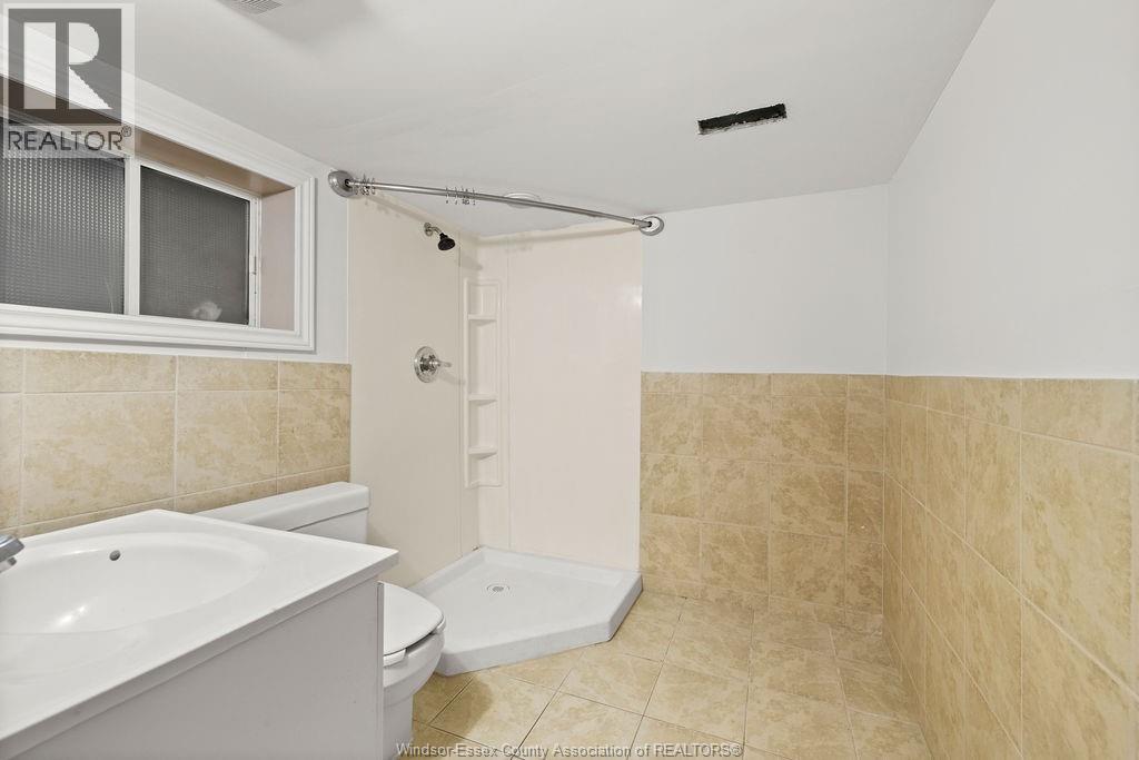 1060 Lawrence Road, Windsor, Ontario N8Y 3Z8 - Photo 24 - 25029480