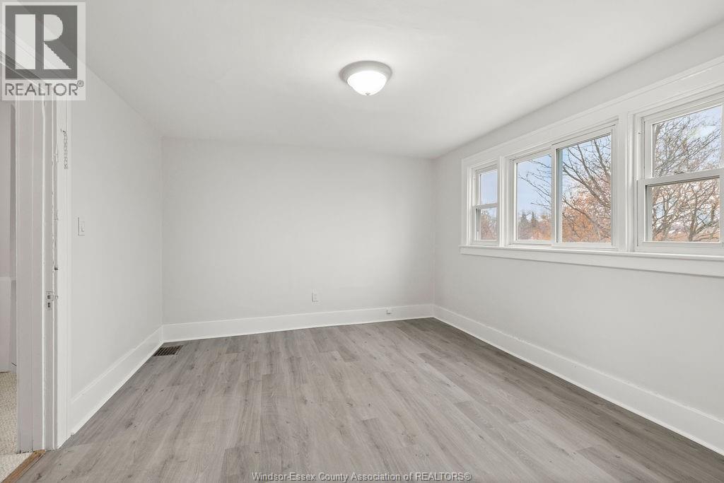 1060 Lawrence Road, Windsor, Ontario N8Y 3Z8 - Photo 12 - 25029480