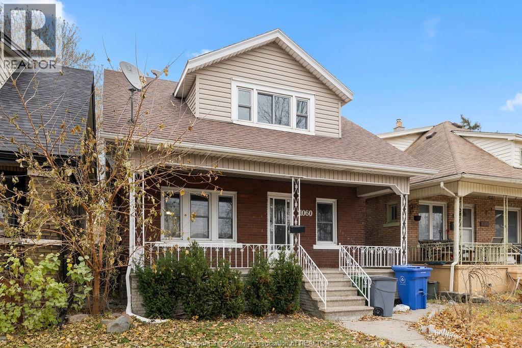 1060 Lawrence Road, Windsor, Ontario N8Y 3Z8 - Photo 2 - 25029480