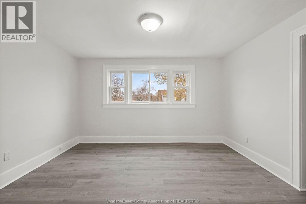 1060 Lawrence Road, Windsor, Ontario N8Y 3Z8 - Photo 11 - 25029480