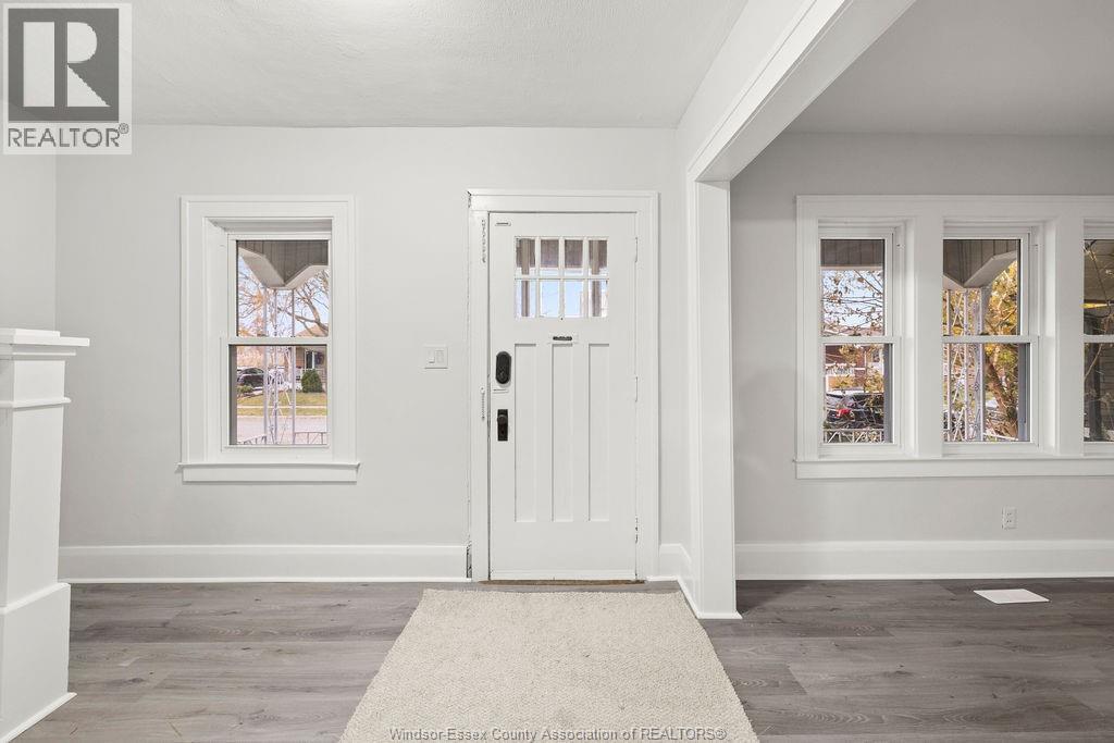 1060 Lawrence Road, Windsor, Ontario N8Y 3Z8 - Photo 4 - 25029480