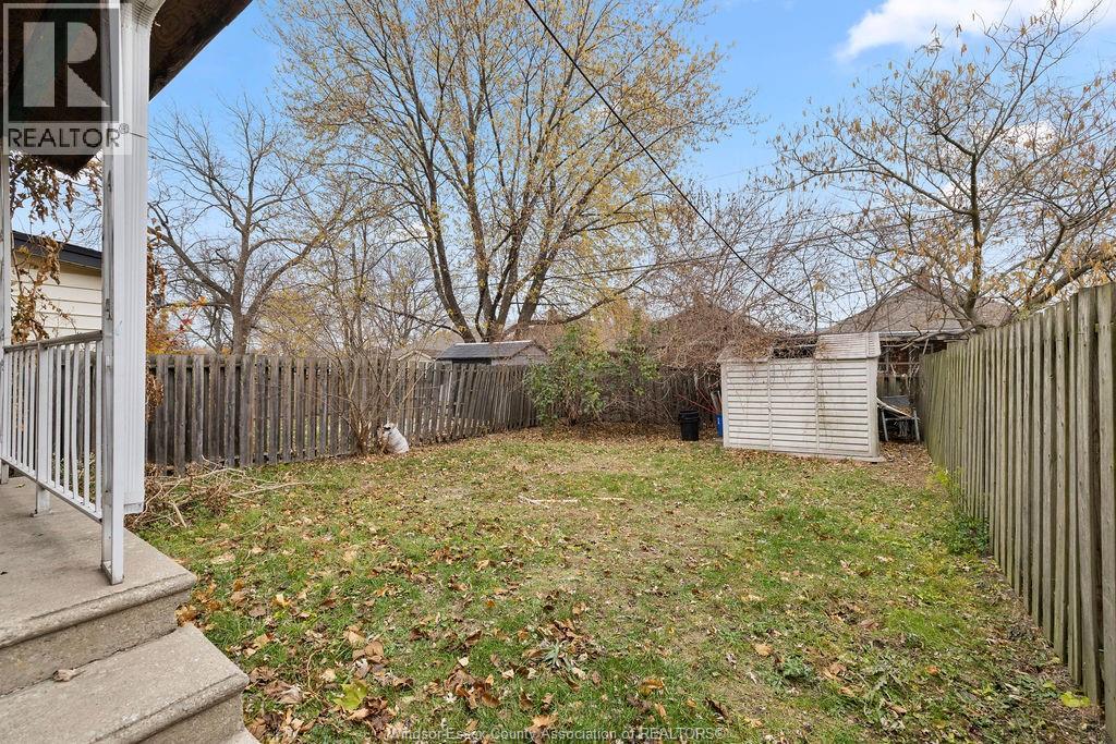 1060 Lawrence Road, Windsor, Ontario N8Y 3Z8 - Photo 30 - 25029480