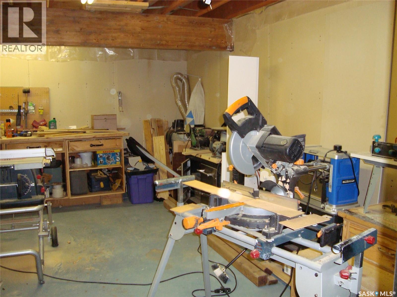 105 4th Avenue W, Kyle, Saskatchewan  S0L 1T0 - Photo 33 - SK024611