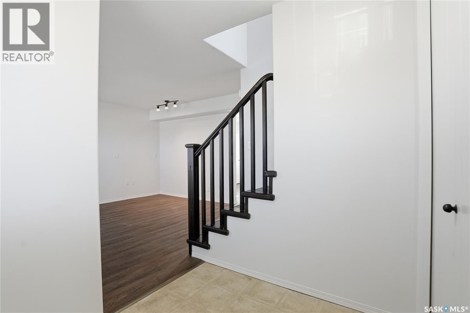 514 Klassen Crescent, Saskatoon, Saskatchewan  S7R 0G2 - Photo 34 - SK024603